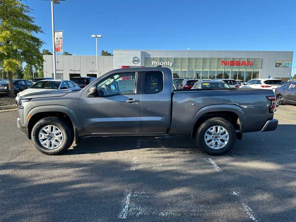 2024 Nissan Frontier SV 2