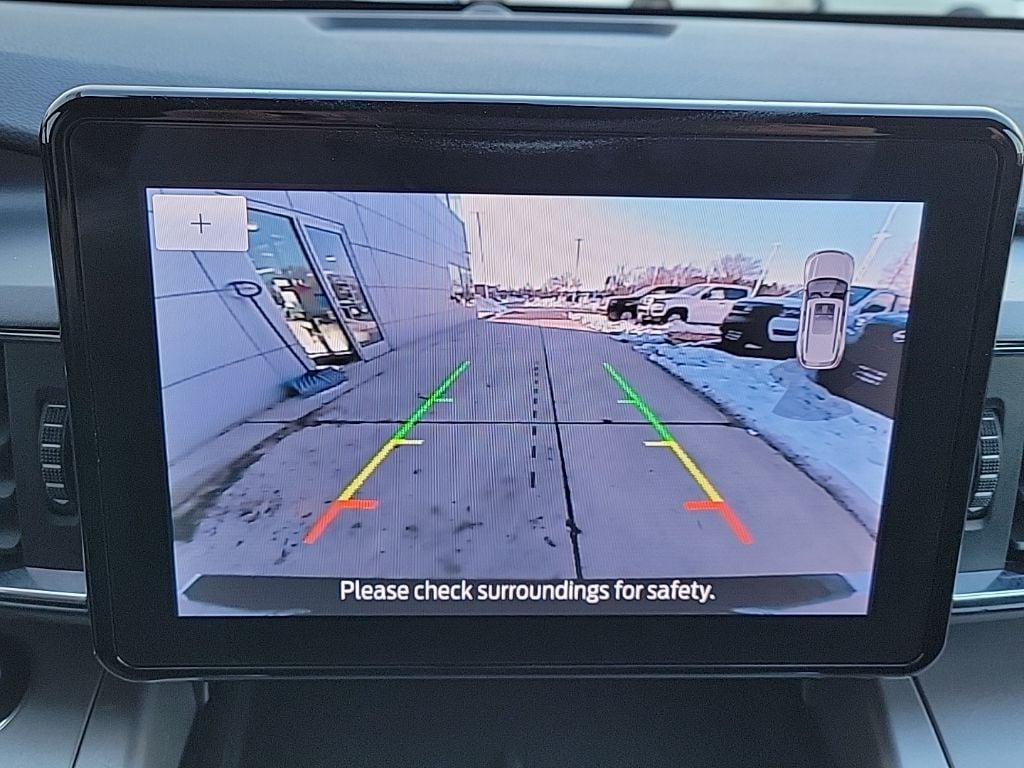 Thumbnail: 2021 Ford Explorer - 29