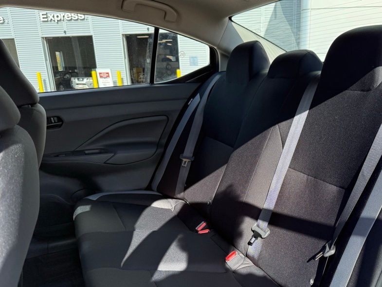 2025 Nissan Versa S 22