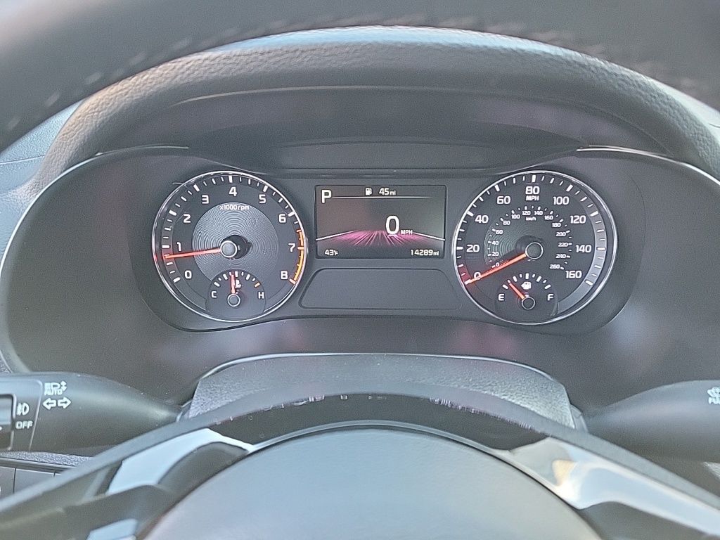 Thumbnail: 2023 Kia Forte - 22