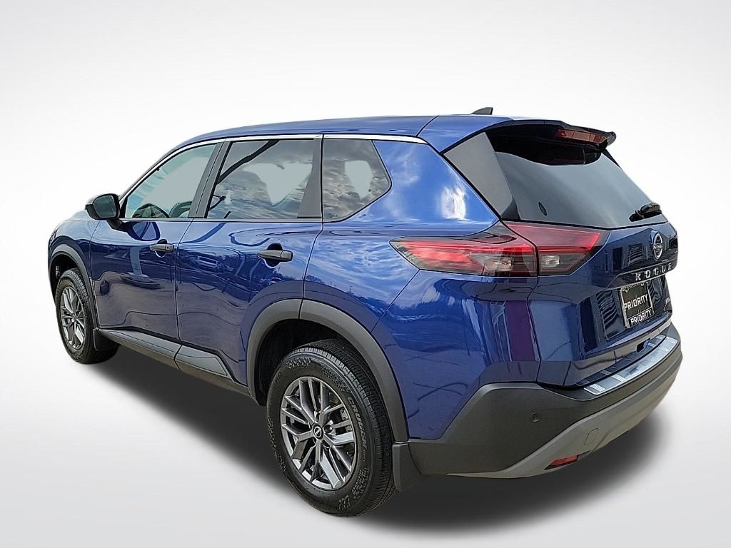 Thumbnail: 2023 Nissan Rogue - 3