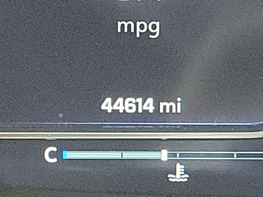 Thumbnail: 2023 Chevrolet Tahoe - 37