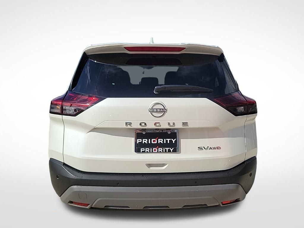 Thumbnail: 2023 Nissan Rogue - 4