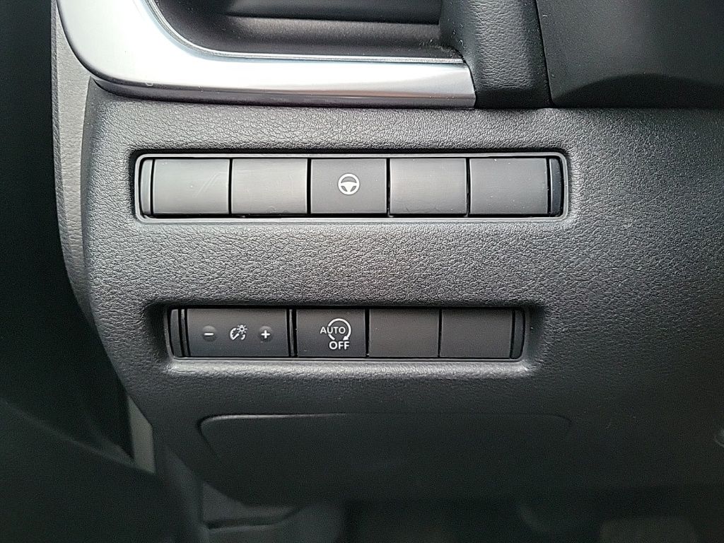 Thumbnail: 2023 Nissan Rogue - 27