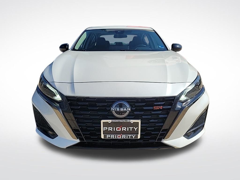 Thumbnail: 2023 Nissan Altima - 8