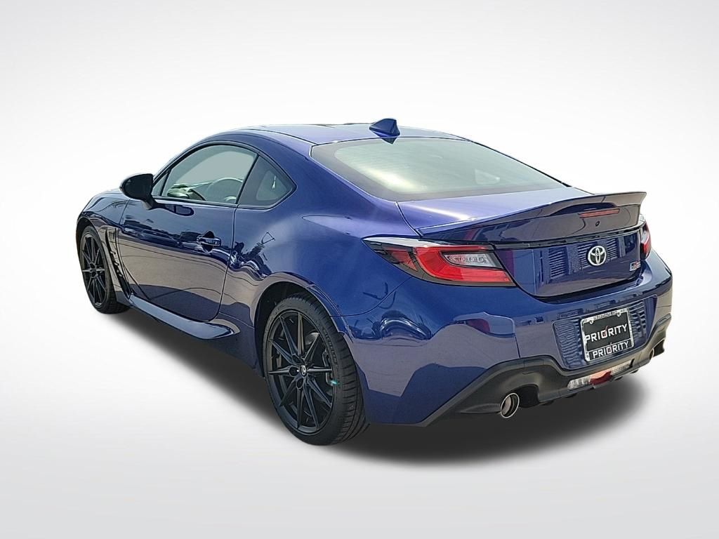 Thumbnail: 2024 Toyota GR86 - 3