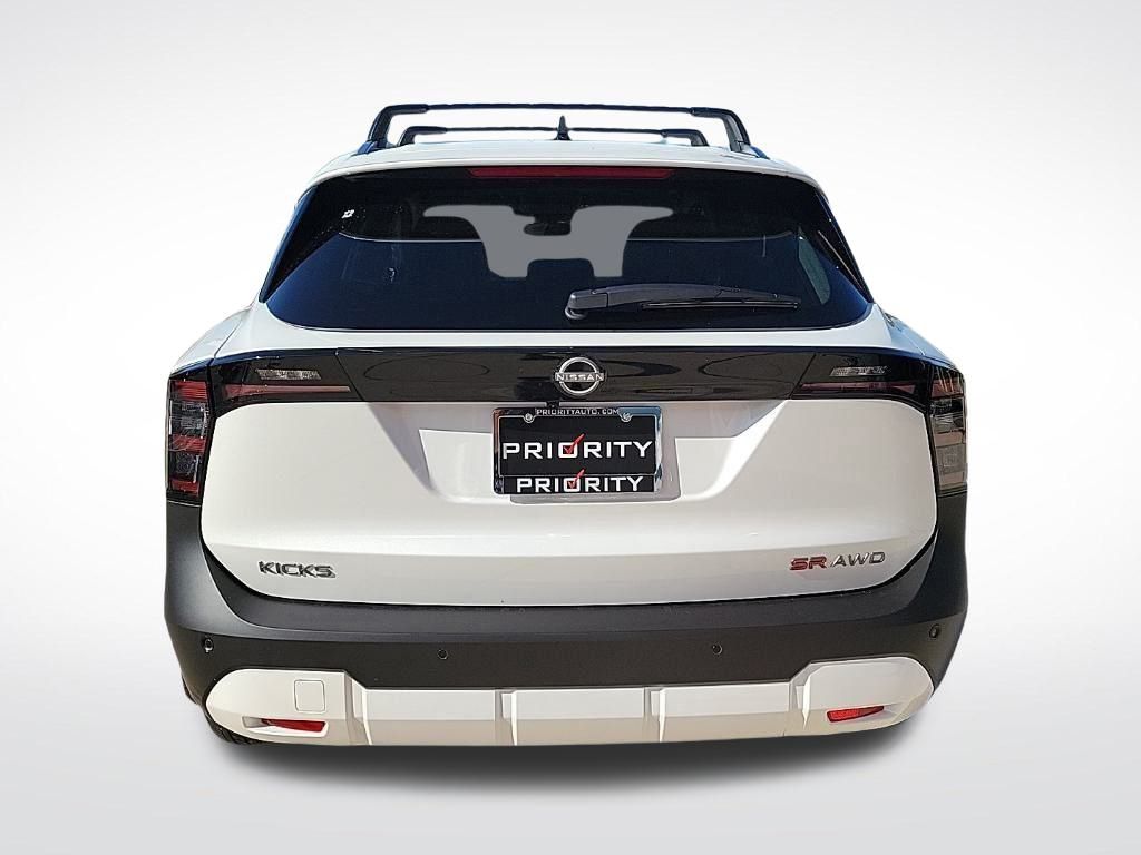 Thumbnail: 2026 Nissan Kicks - 4