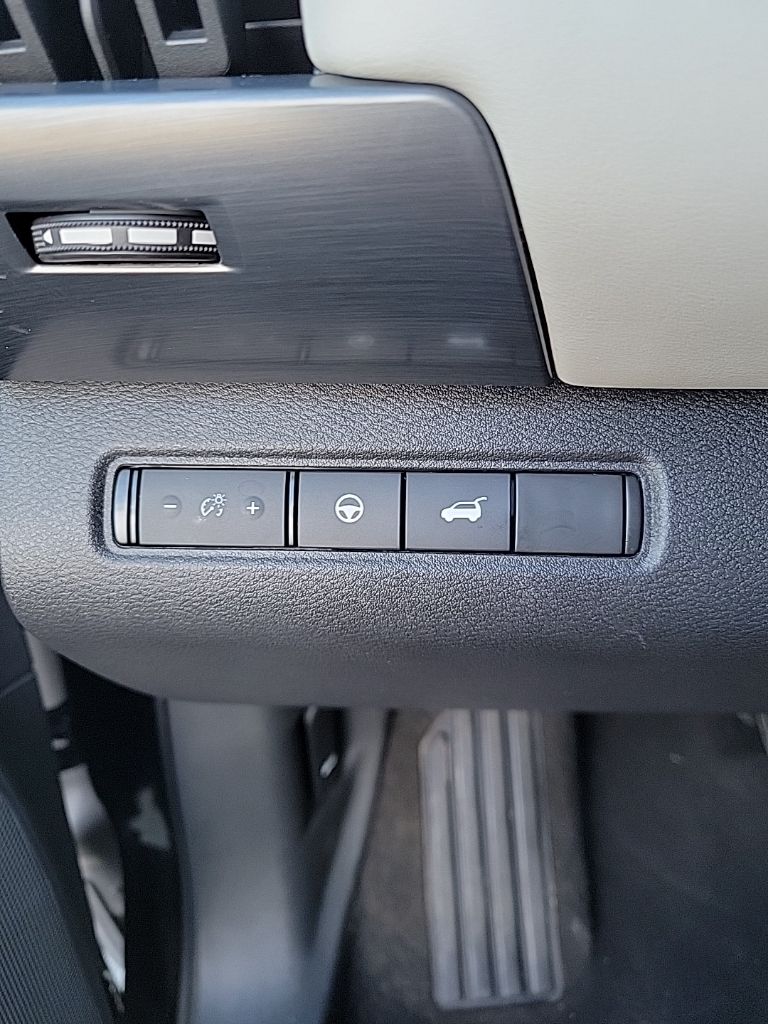 Thumbnail: 2024 Nissan Pathfinder - 37