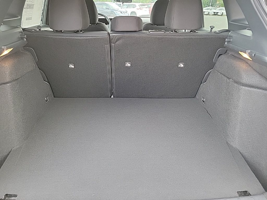 Thumbnail: 2025 Nissan Kicks - 19