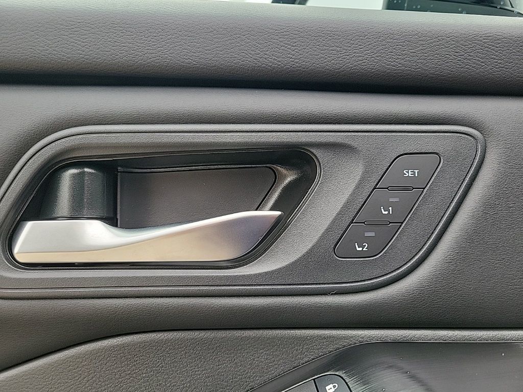 Thumbnail: 2026 Nissan Rogue - 33