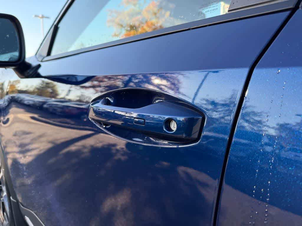 Thumbnail: 2025 Nissan Kicks - 10