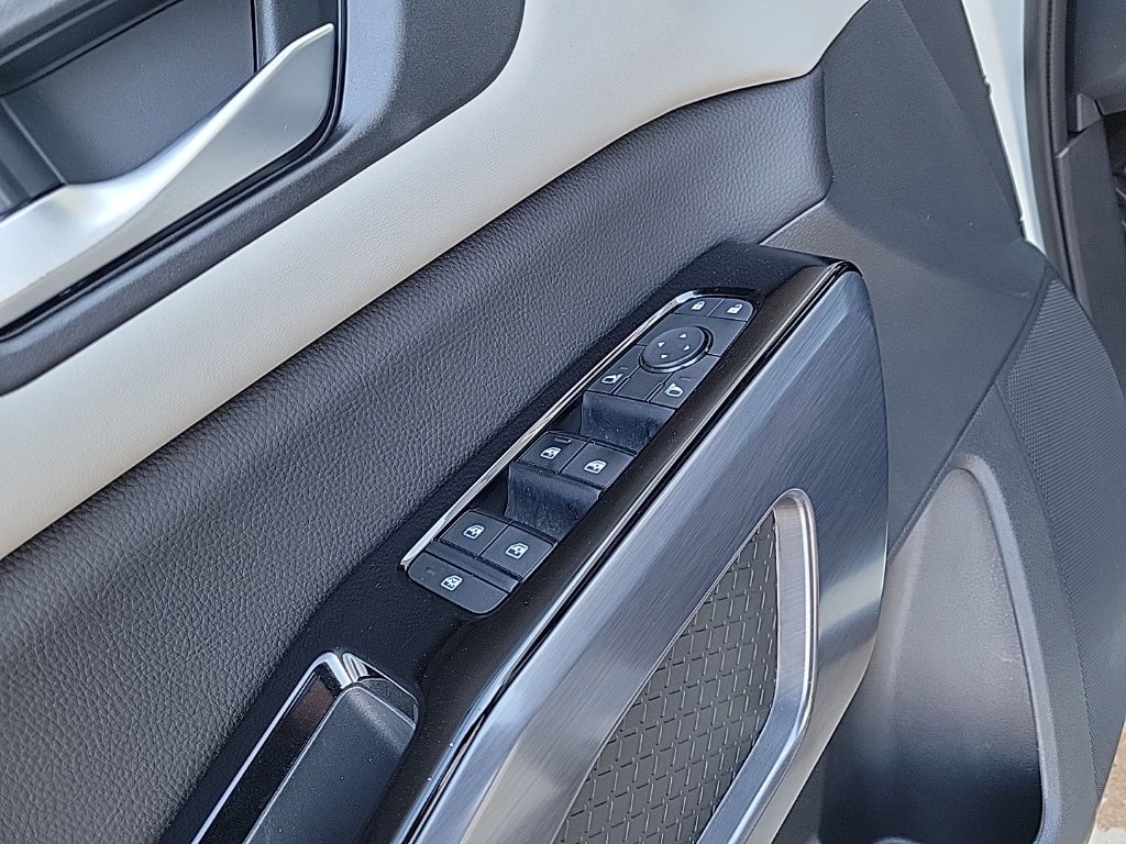 Thumbnail: 2023 Nissan Pathfinder - 36