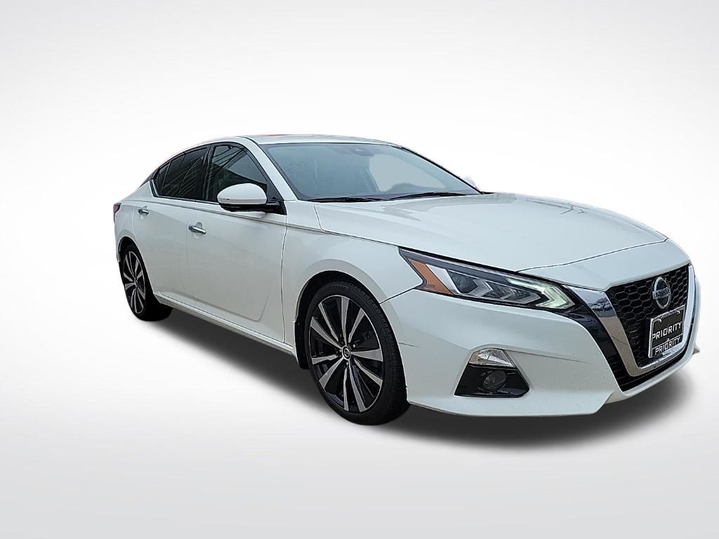 Thumbnail: 2019 Nissan Altima - 7