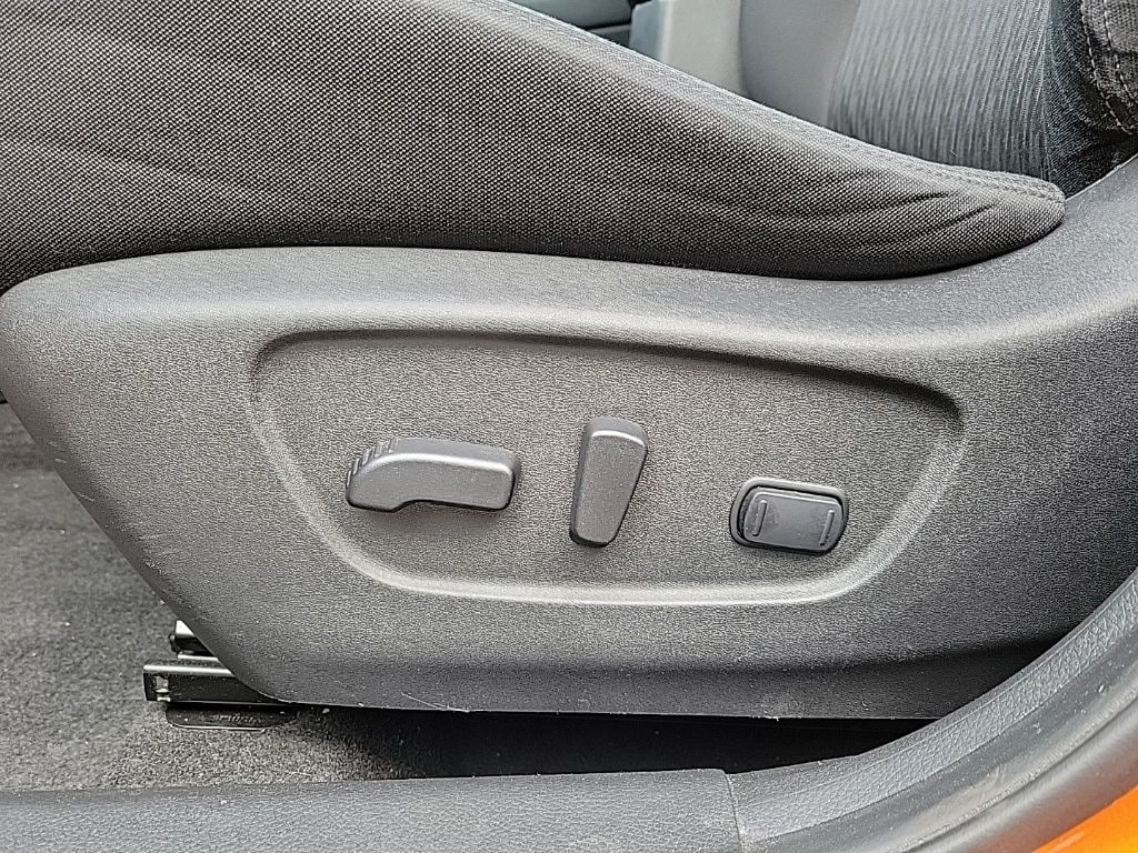 Thumbnail: 2020 Nissan Rogue - 12