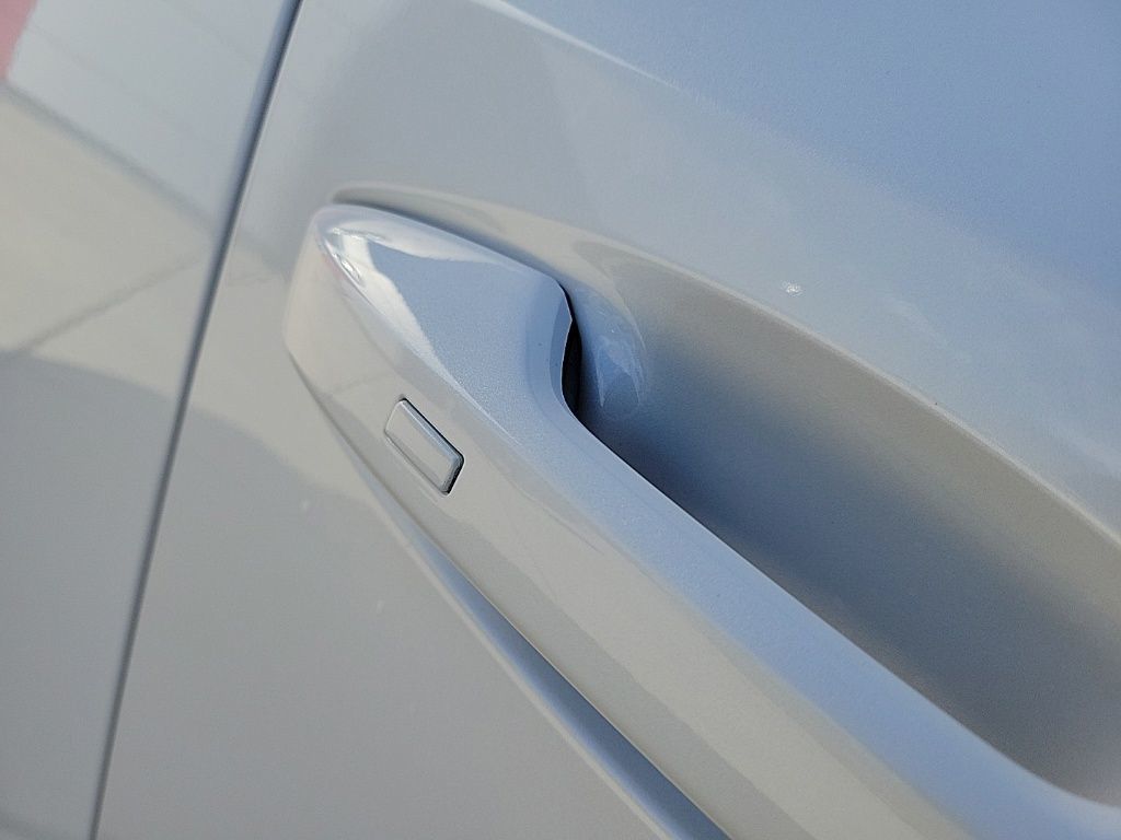 Thumbnail: 2025 Nissan Kicks - 10