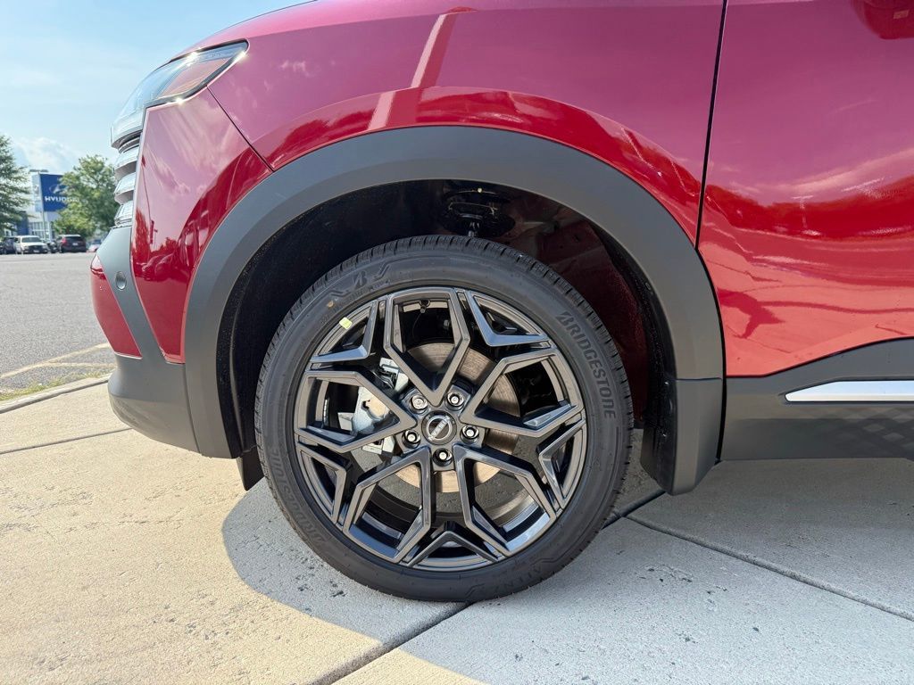 Thumbnail: 2025 Nissan Kicks - 7