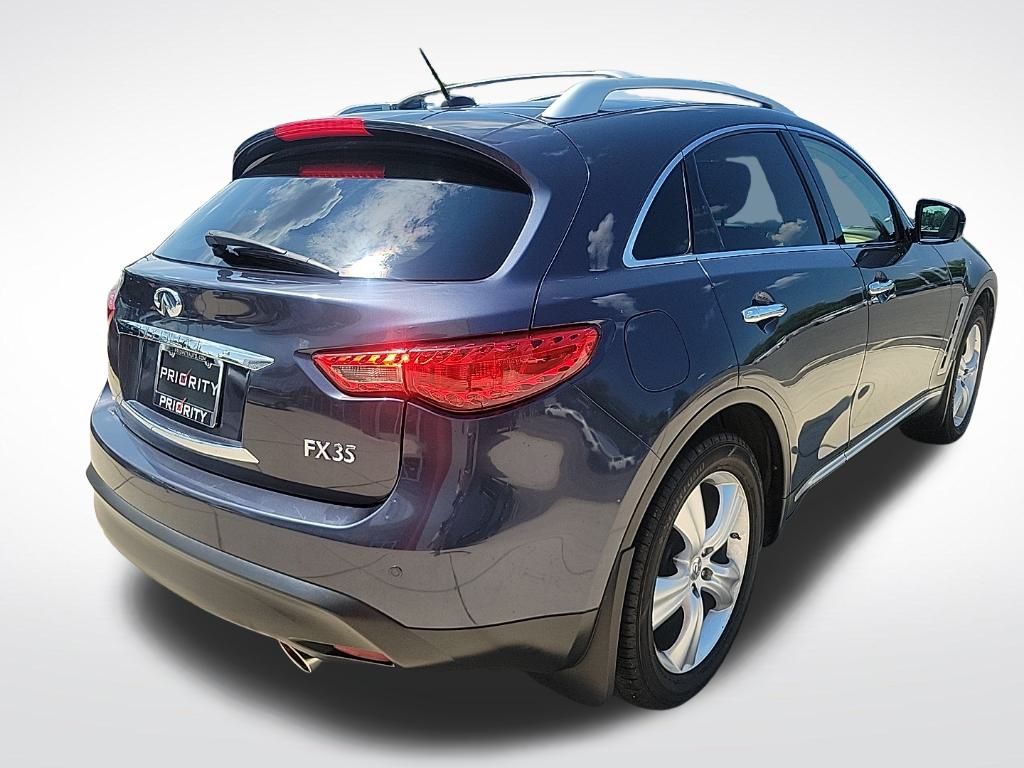 Thumbnail: 2011 INFINITI FX35 - 5