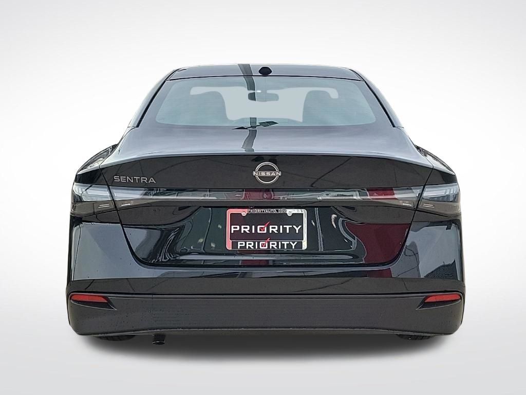 Thumbnail: 2026 Nissan Sentra - 4