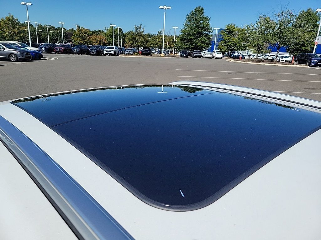 Thumbnail: 2025 Nissan Kicks - 11