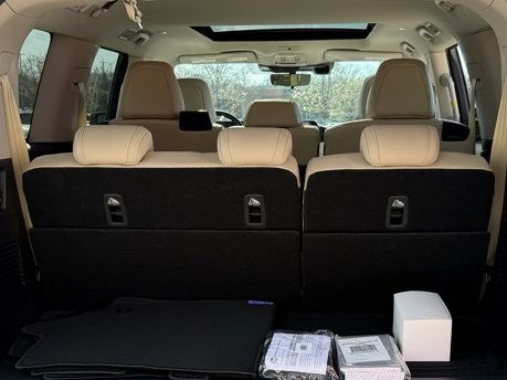 2025 Nissan Armada Platinum Edition 29