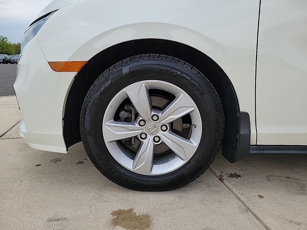 Thumbnail: 2019 Honda Odyssey - 8