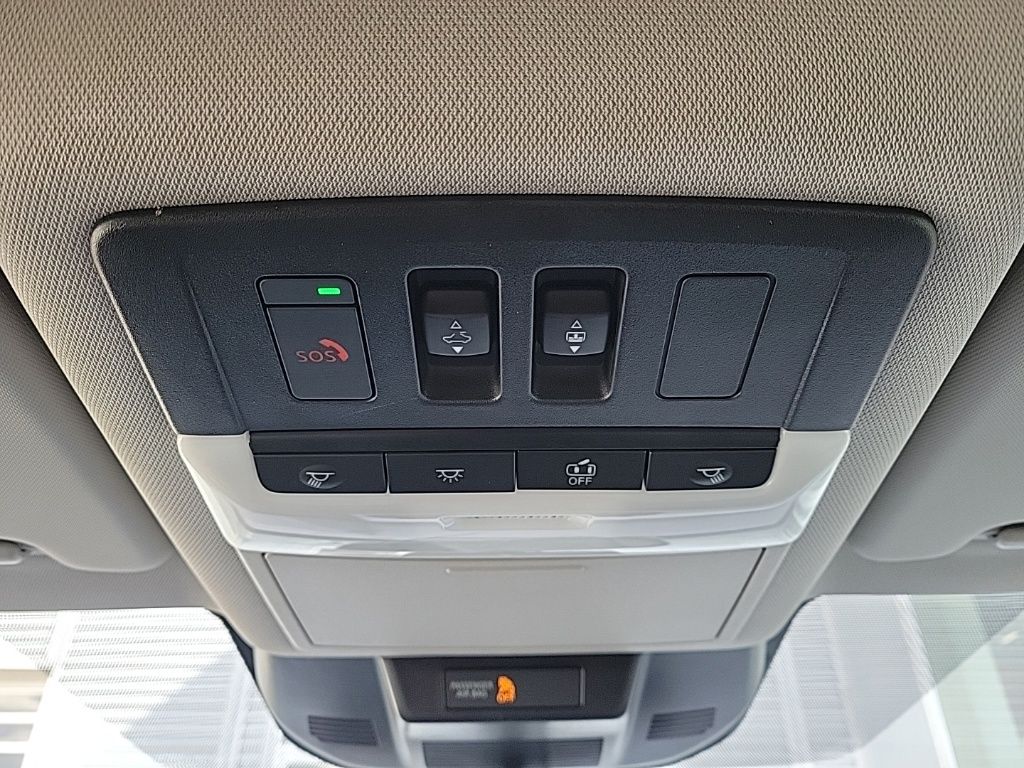 Thumbnail: 2023 Nissan Rogue - 31