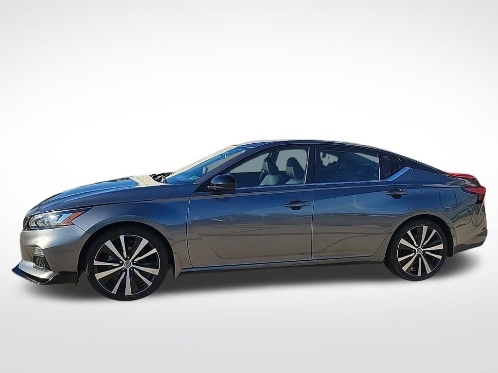 Thumbnail: 2022 Nissan Altima - 2