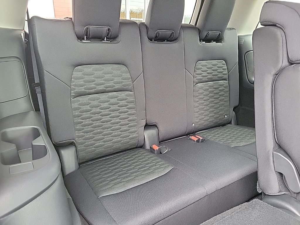 Thumbnail: 2026 Nissan Pathfinder - 16