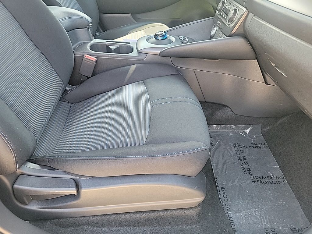 Thumbnail: 2023 Nissan Leaf - 13