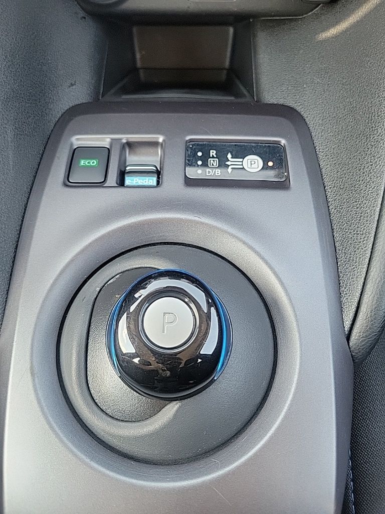 Thumbnail: 2023 Nissan Leaf - 20