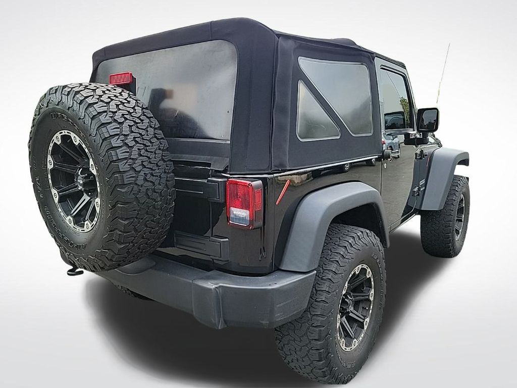 Thumbnail: 2017 Jeep Wrangler - 5