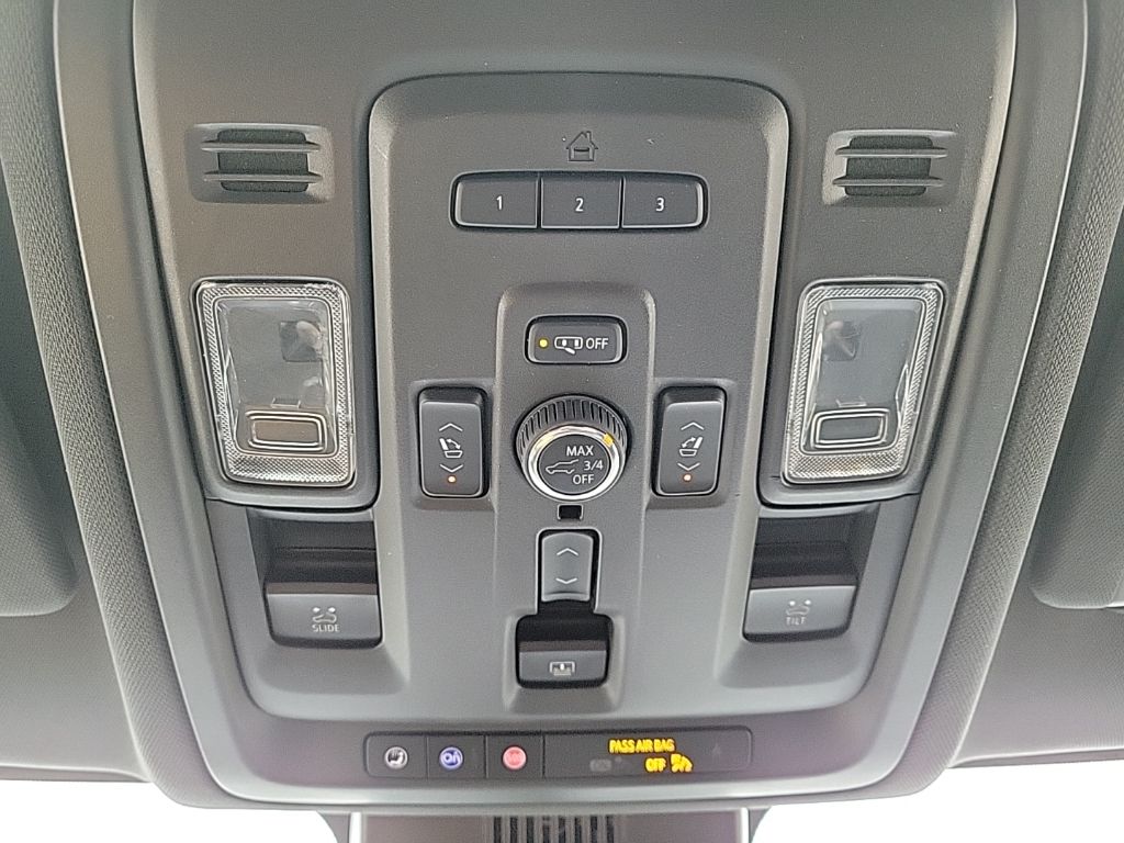 Thumbnail: 2023 Chevrolet Tahoe - 47