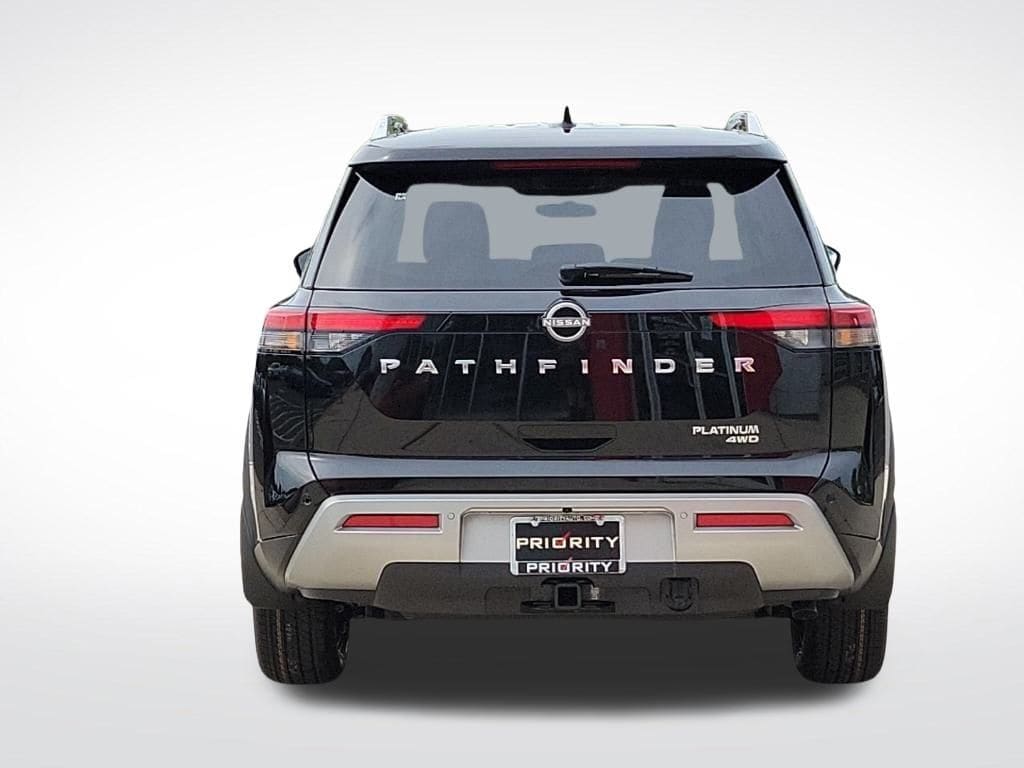 Thumbnail: 2025 Nissan Pathfinder - 4