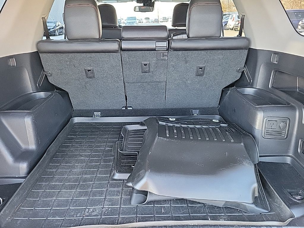 Thumbnail: 2020 Toyota 4Runner - 18