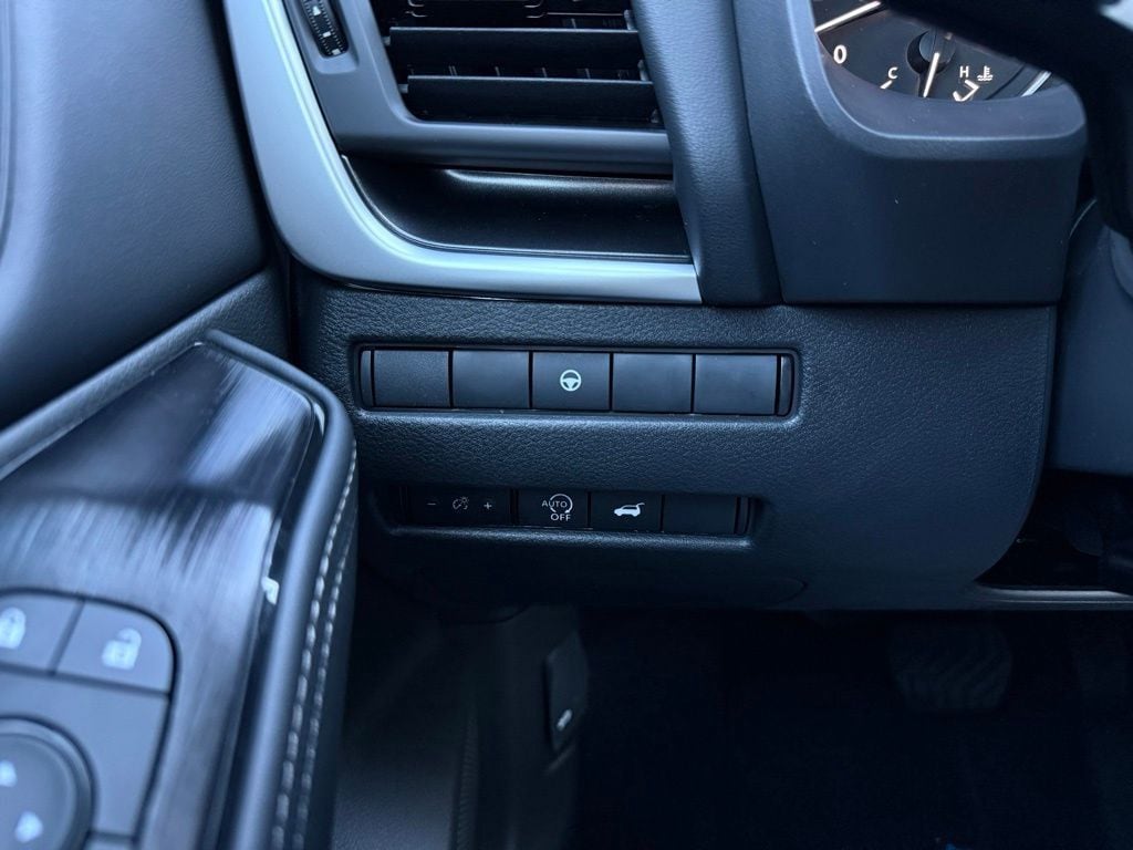 Thumbnail: 2026 Nissan Rogue - 15