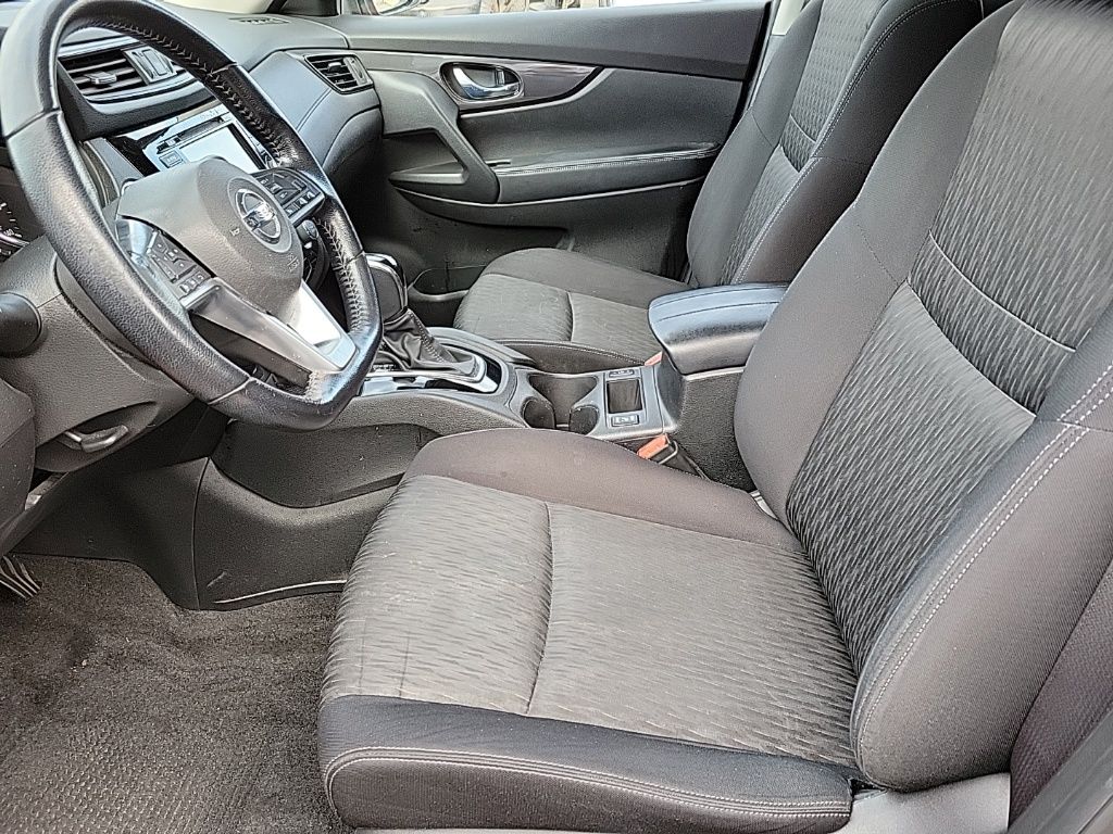 Thumbnail: 2020 Nissan Rogue - 11