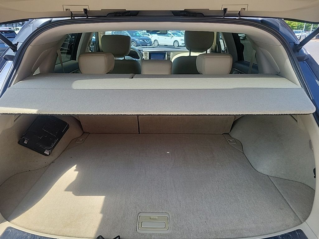 Thumbnail: 2011 INFINITI FX35 - 16