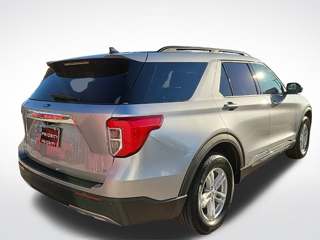 Thumbnail: 2021 Ford Explorer - 4