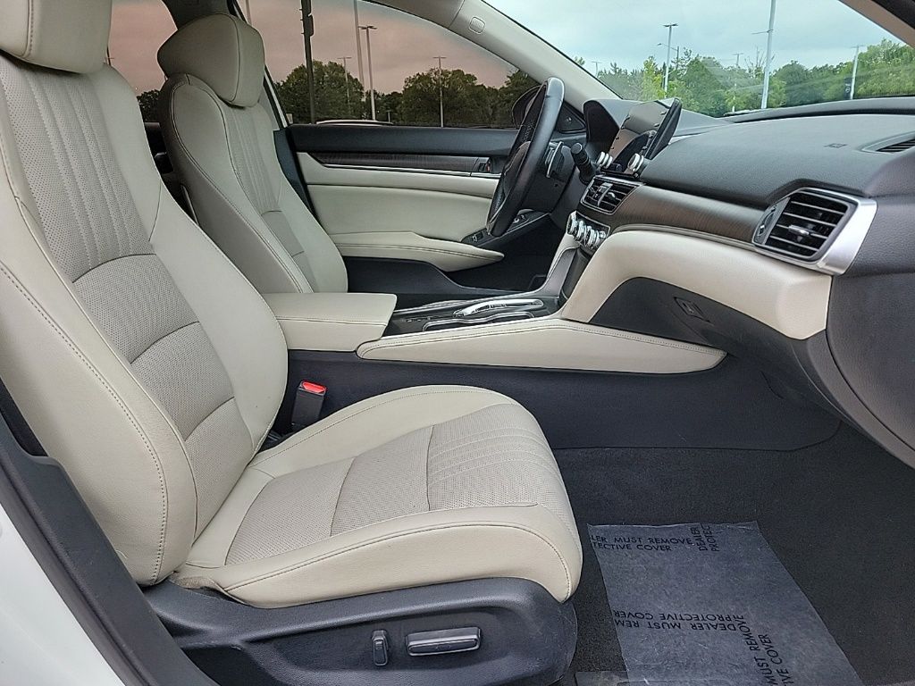 Thumbnail: 2018 Honda Accord - 13