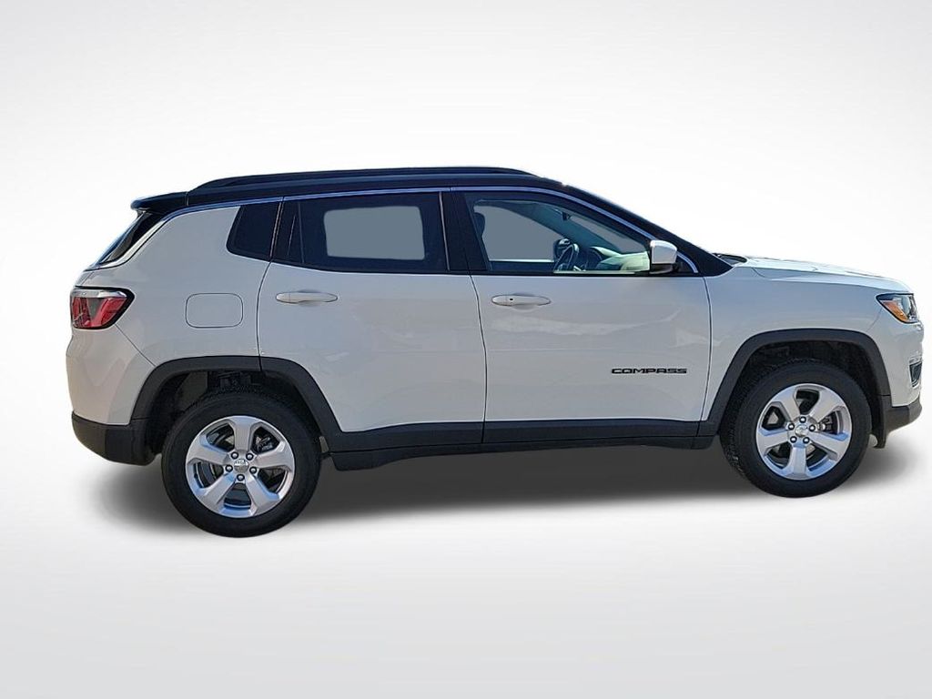 Thumbnail: 2018 Jeep Compass - 7