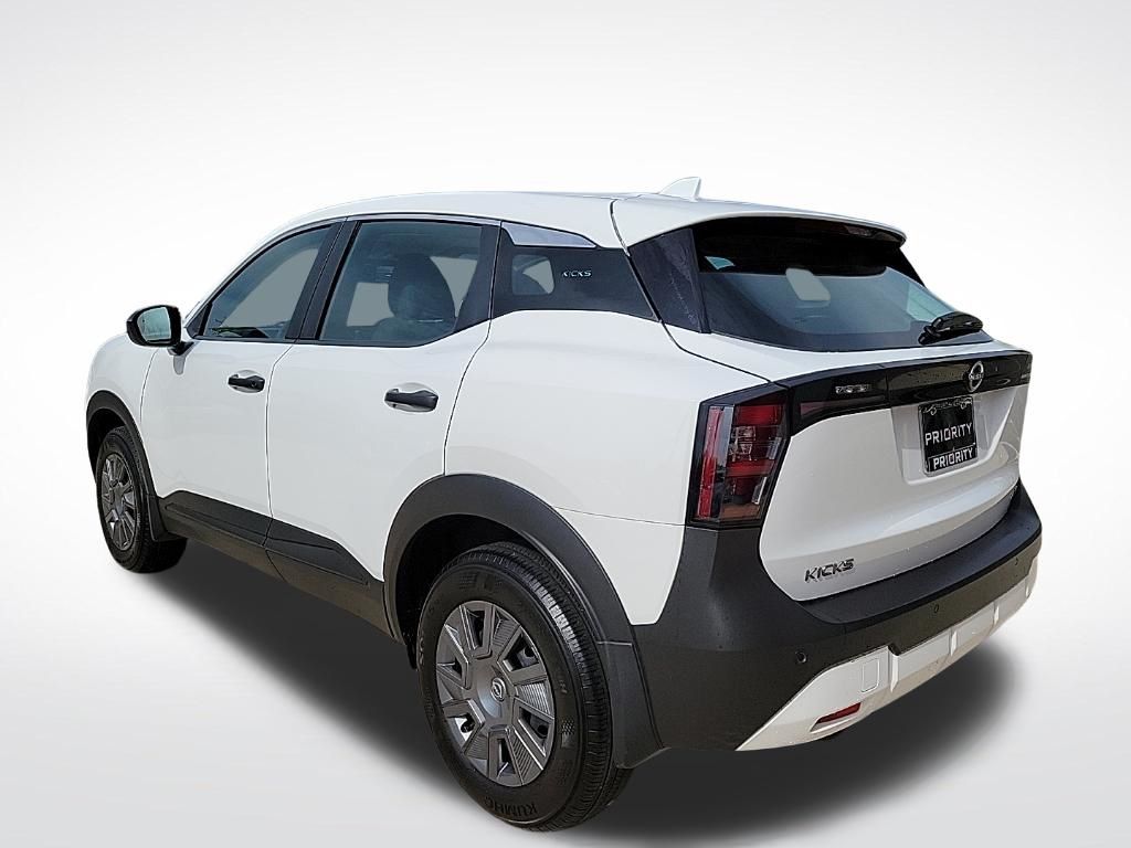Thumbnail: 2025 Nissan Kicks - 3