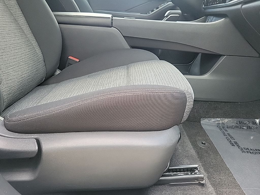 Thumbnail: 2023 Nissan Rogue - 14