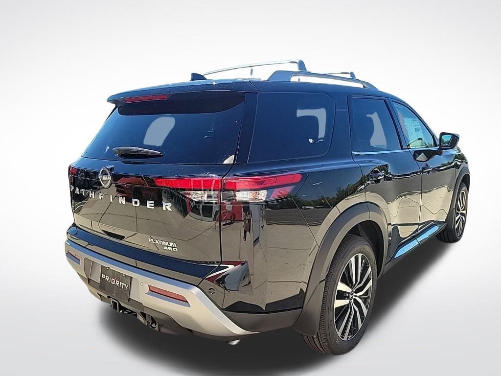 Thumbnail: 2025 Nissan Pathfinder - 5