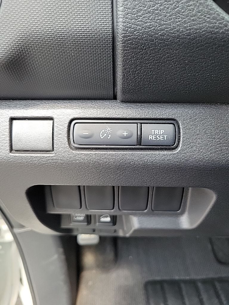 Thumbnail: 2023 Nissan Frontier - 22