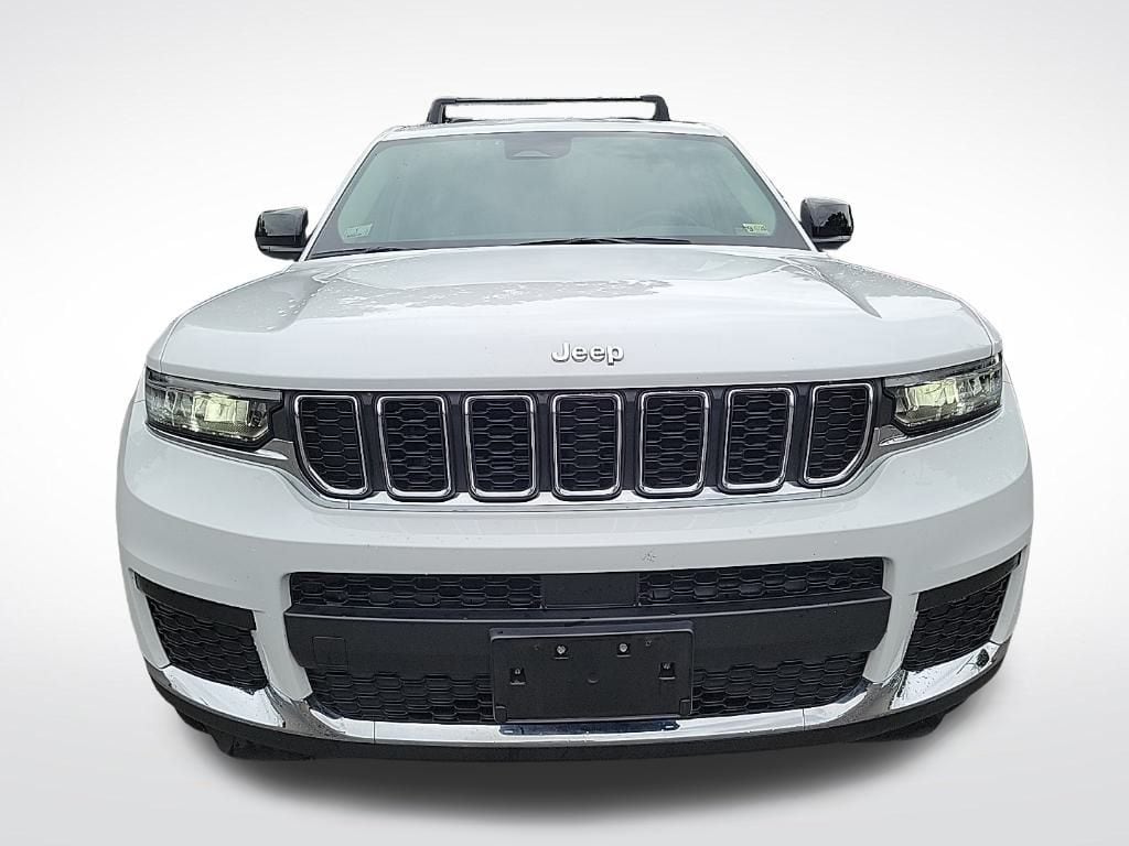 Thumbnail: 2023 Jeep Grand Cherokee L - 8
