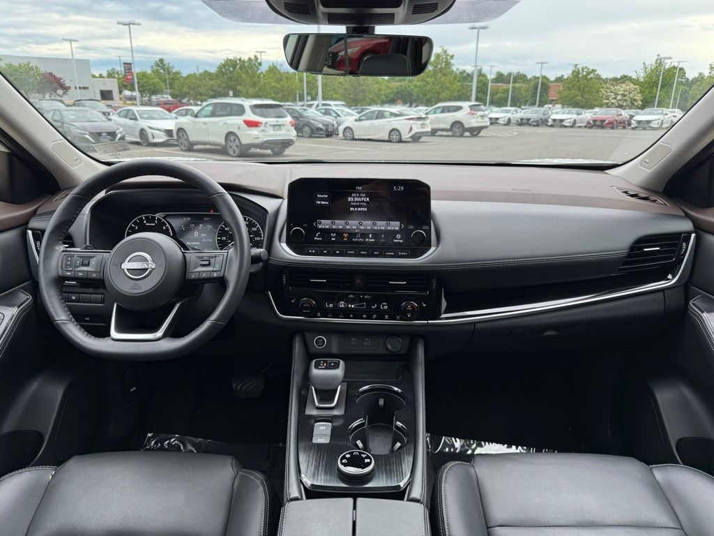 Thumbnail: 2022 Nissan Rogue - 16