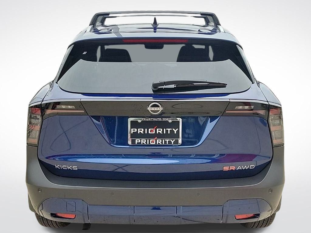 Thumbnail: 2026 Nissan Kicks - 4