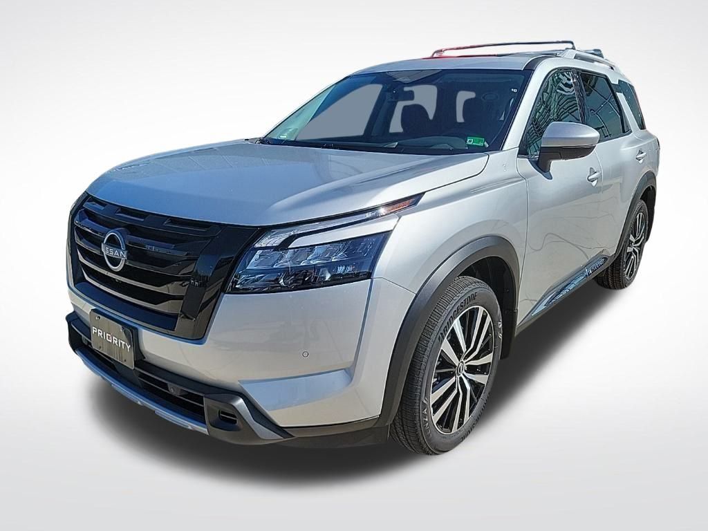 Thumbnail: 2025 Nissan Pathfinder - 1