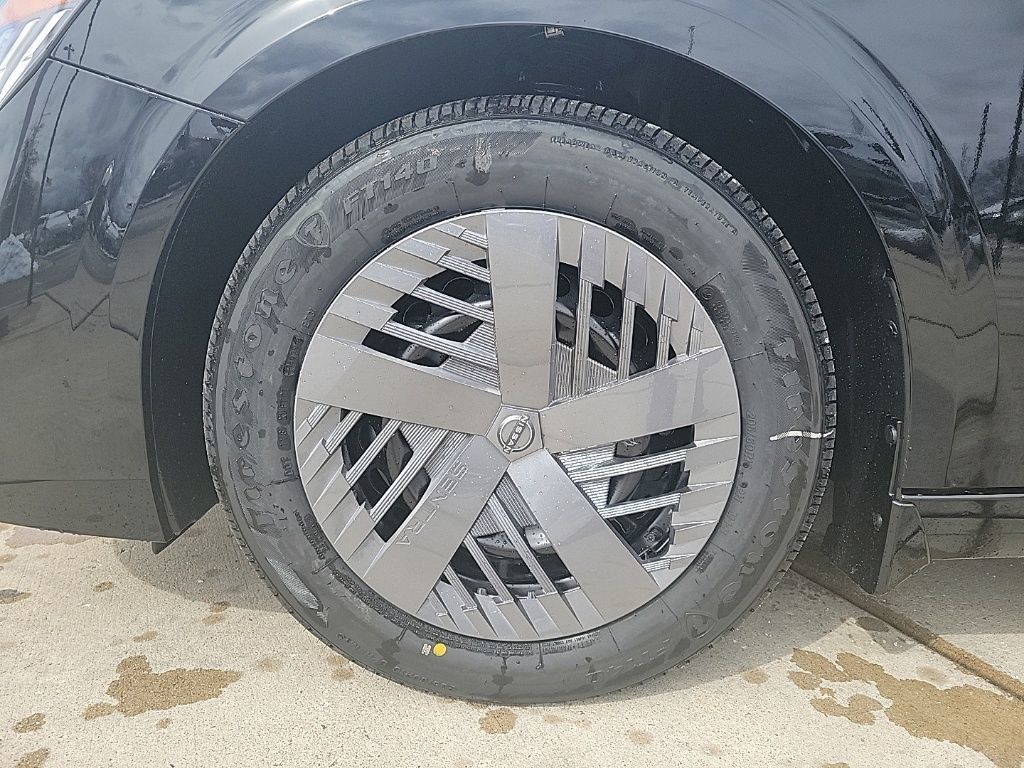 Thumbnail: 2026 Nissan Sentra - 9