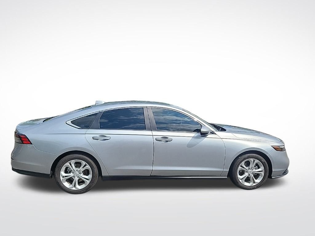 Thumbnail: 2024 Honda Accord - 6